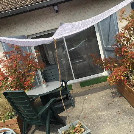 Les Palmiers Apartman Chimilin